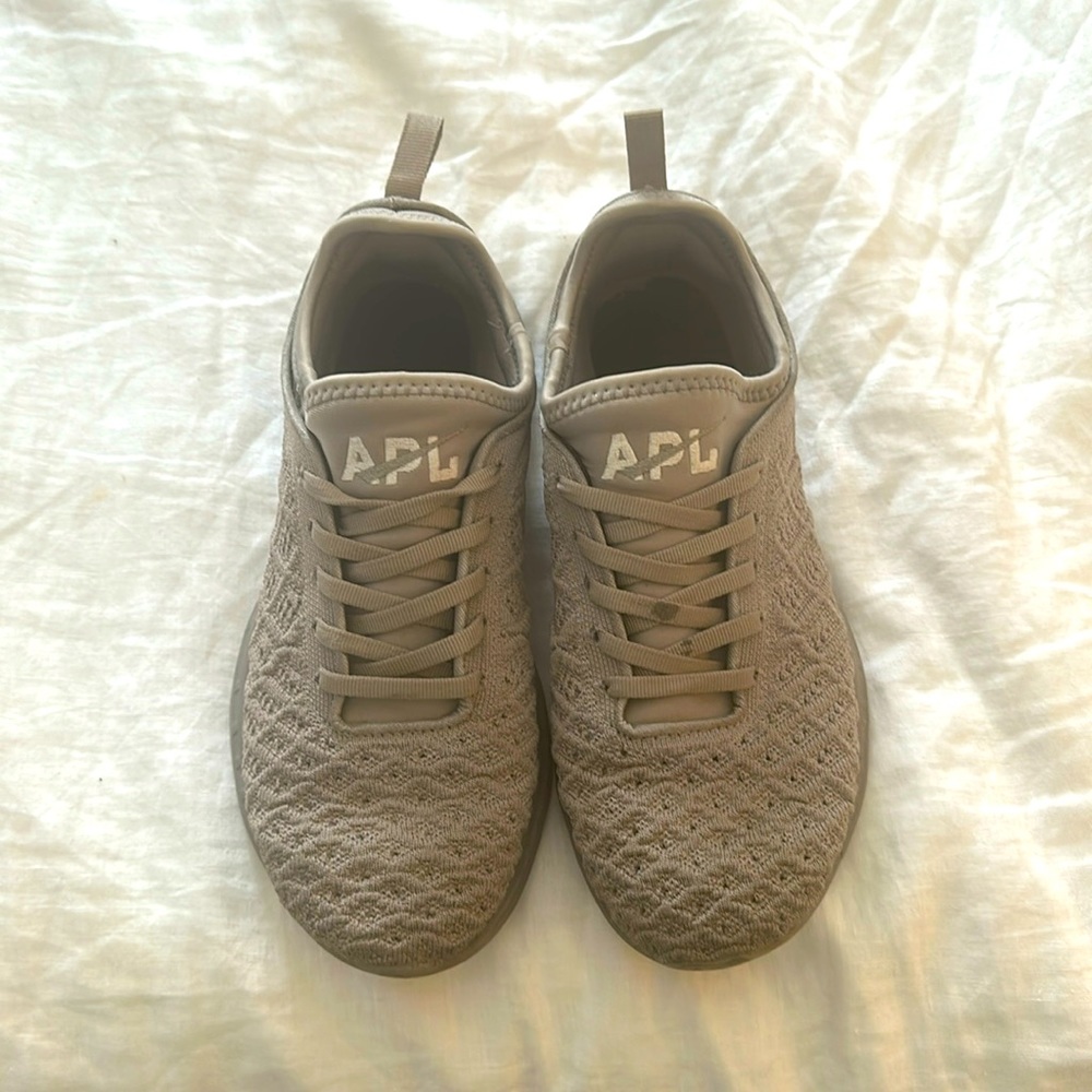 APL gray sneakers in good condition, size 8